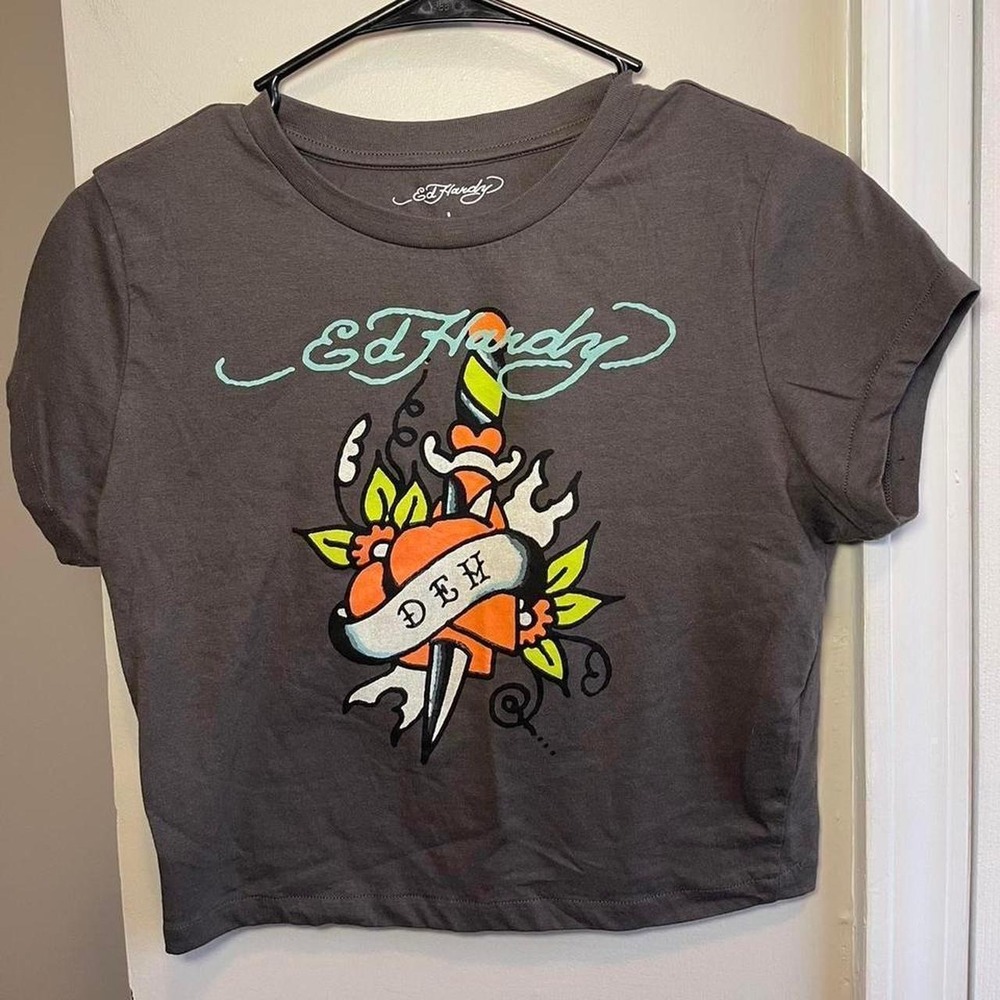 Ed Hardy Womens Graphic T Shirt Crop Top Tattoo Heart Dagger Logo Size L